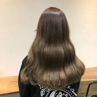 ロング カラー ハイトーン/レイヤー 💜Akaneのヘアスタイル