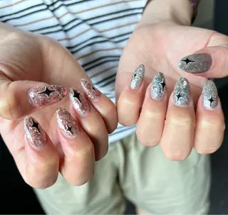 ネイル ✴︎ Delightのネイルデザイン