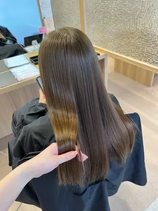 ロング カラー 透明感カラー ｜ベー ジュ｜齊藤ひなののヘアスタイル