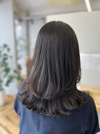 ロング 木寺 樹莉のヘアスタイル