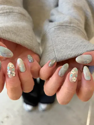 ネイル elen南越谷 Rina𖥔⋱のネイルデザイン