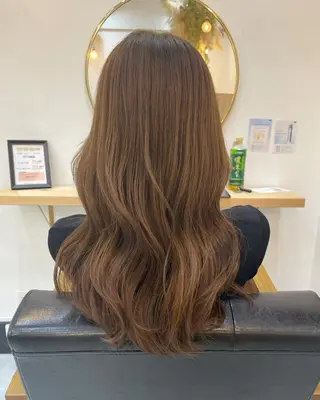 ロング カラー 高梨 菜々のヘアスタイル