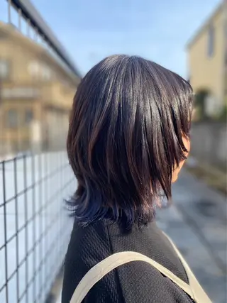 ミディアム 南里  梨奈のヘアスタイル