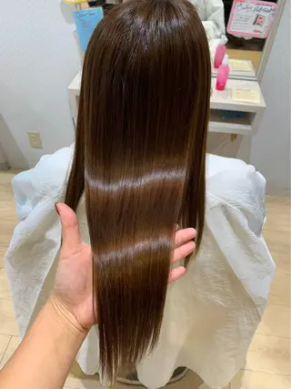 カラー 藤本 麗未のヘアスタイル