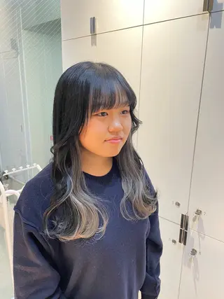 ロング カラー ヘアアレンジ 艶髪✨寒色カラー✨ 翁長孝輔のヘアスタイル