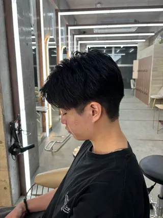 ショート 髪質改善|透明 感カラー🩵レイヤーのヘアスタイル
