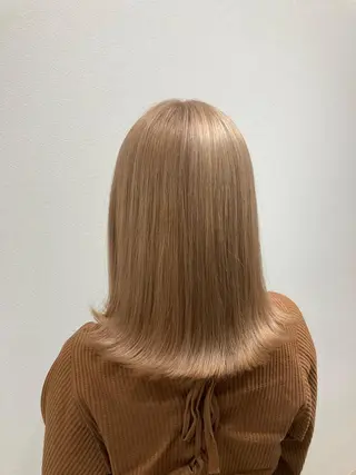 セミロング カラー ピンクカラー🎀 米津 美佑のヘアスタイル