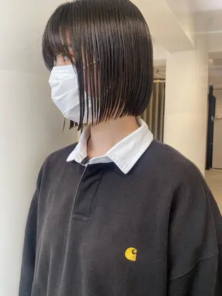 ショート カラー センターパート/ 暖色カラーayuのヘアスタイル