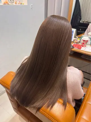 ロング 【完全個室】髪質改善 暖色カラー/山崎唯奈のヘアスタイル