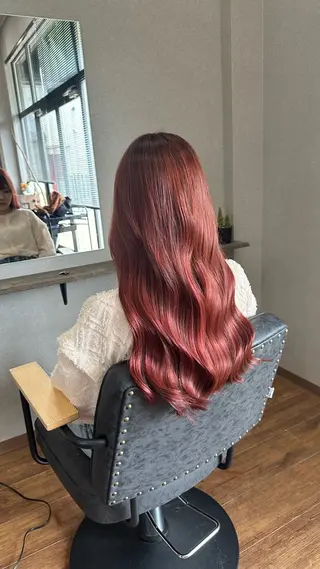 ロング カラー 鵜飼 真伍のヘアスタイル