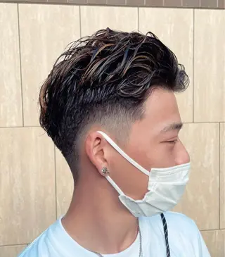 ショート カラー メンズ 𝙢𝙚𝙣'𝙨 𝙝𝙖𝙞𝙧高津のヘアスタイル