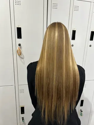 ロング ✨️ヘアサロン ユートピア✨️のヘアスタイル