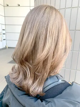 セミロング Zina天王寺 CHIAKIのヘアスタイル