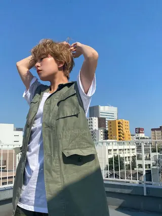 ショート カラー iizuka akiのヘアスタイル