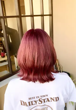 ミディアム リサ tonieのヘアスタイル