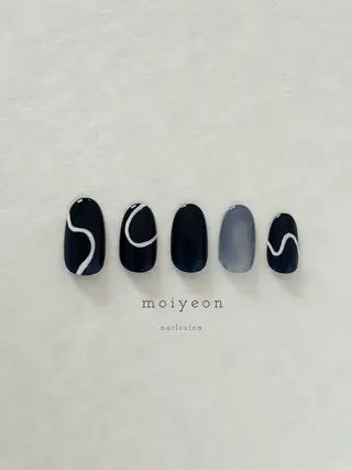 ネイル moiyeon🕊️ ｲﾁｶﾜｻｷｺのネイルデザイン