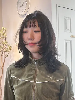 ミディアム カラー ナチュラル大人っぽい スタイル　MAORIのヘアスタイル