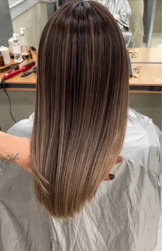 ミディアム カラー 池袋シャドールーツ /バレイヤージュ戸田のヘアスタイル