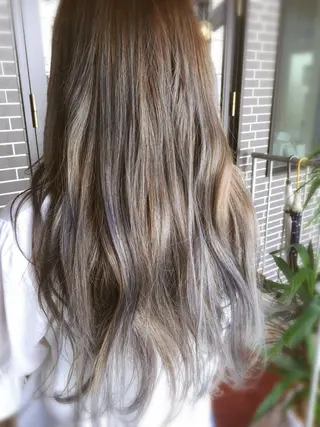 ロング カラー 🌈20年目突入🎉 山口のヘアスタイル