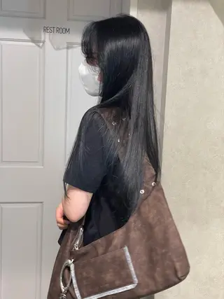 ロング カラー ナチュラル透明感🌱 小山美樹子のヘアスタイル