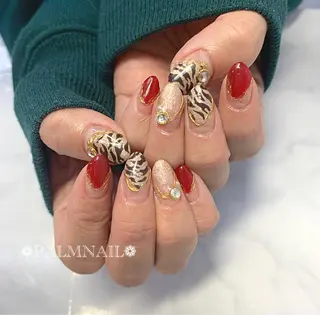 ネイル 次田 春花のネイルデザイン