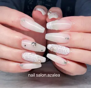 ネイル R inのネイルデザイン