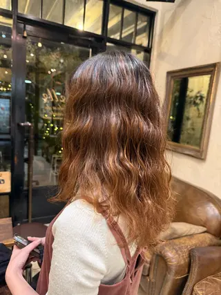 ロング パーマ 透明感カラー🫧 nanamiのヘアスタイル
