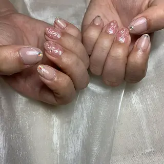 ネイル 里見 麗のネイルデザイン