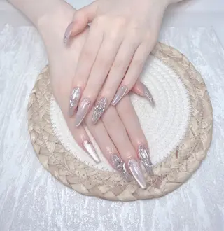ネイル uu ネイルサロン関内🌼のネイルデザイン