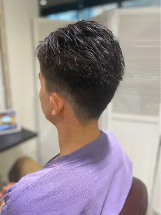 メンズ 根本 真奈のヘアスタイル