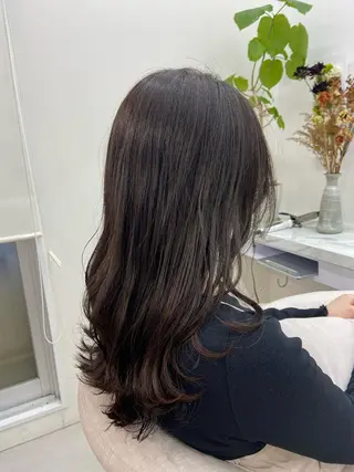 ロング カラー しみず さきのヘアスタイル