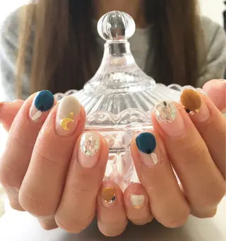 ネイル Petit Fleur所属・青柳 亜梨奈のマツエク・マツパデザイン