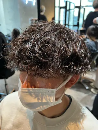 ショート パーマ メンズ 波巻きスパイラルパー マ/シャドウパーマ駿のヘアスタイル