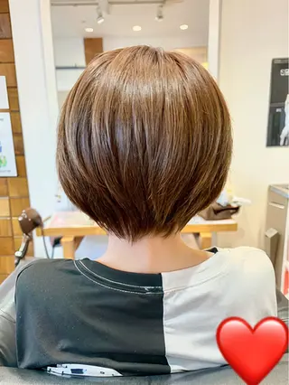 ショート カラー 秋山知穂🧸縮毛矯正 ショート新越谷南越谷のヘアスタイル