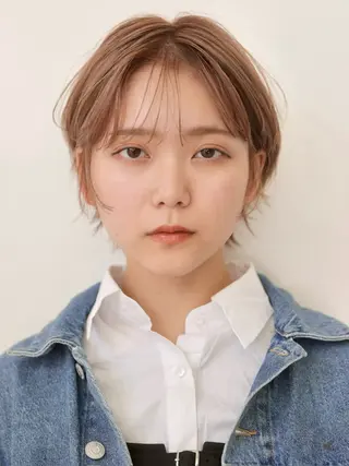 ショート カラー ヘアアレンジ ウルフレイヤーカット /チヒロのヘアスタイル