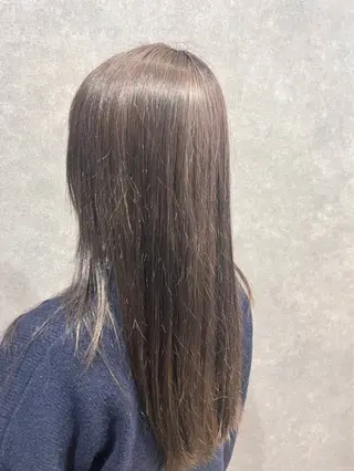 ロング 高橋 優実のヘアスタイル