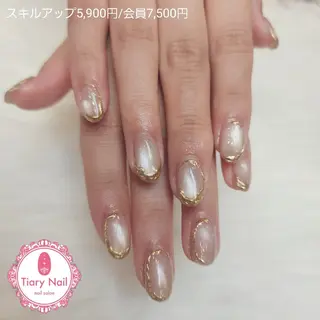 ネイル 💙🤍Tiary M🤍💙のネイルデザイン