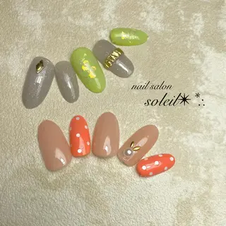 ネイル 粟津 美紀のネイルデザイン