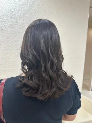 ミディアム カラー 艶髪 黄金比みくのヘアスタイル