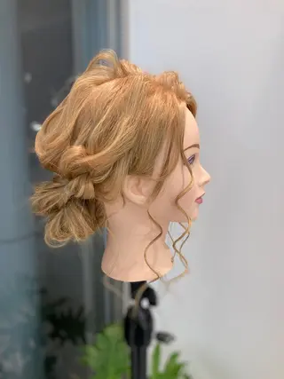 ロング ヘアアレンジ シアーベージュニスト 🥣大石亜里紗のヘアスタイル