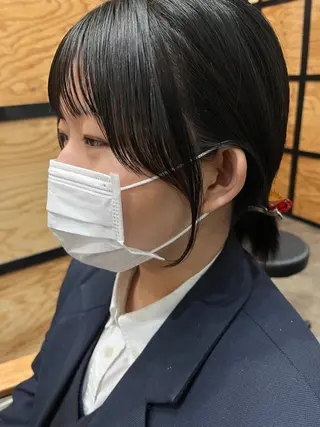 セミロング 久木原 ゆりのヘアスタイル