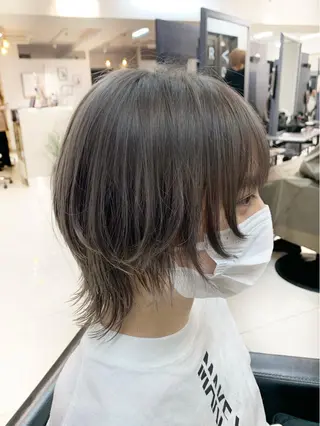 ミディアム ウルフ🤍渋谷 🤍Mizukiのヘアスタイル