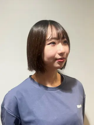 ミディアム カラー れいな🌼 ボブ･艶カラー🌼のヘアスタイル