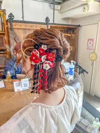 ミディアム ヘアアレンジ 佐藤 美聡のヘアスタイル