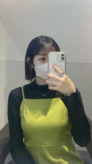 ショート カラー パーマ ヘアアレンジ メンズ キッズ ネイル マツエク・マツパ アイブロウ 切りっぱなしヘアボブ ミディアムヘアRYOのヘアスタイル