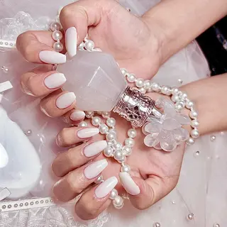 ネイル Momoka .のネイルデザイン