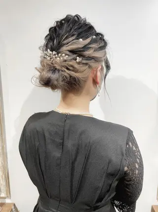 ミディアム ヘアアレンジ ヘアアレンジ にいた　かづしげのヘアスタイル