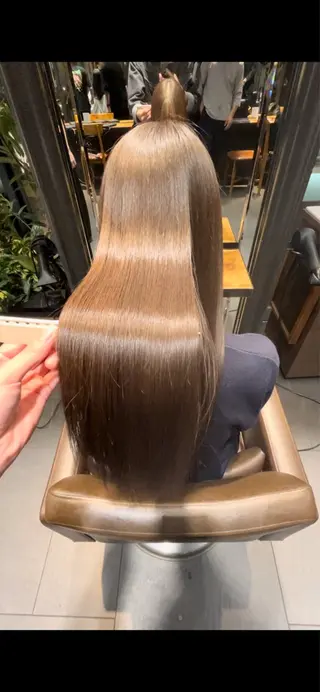 ロング 大法 琉空レイヤーカットのヘアスタイル