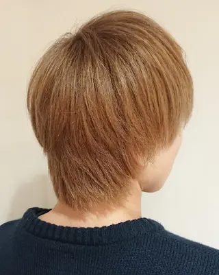 メンズ ブリーチ/ヘアケア/ 艶髪/イギチハルのヘアスタイル