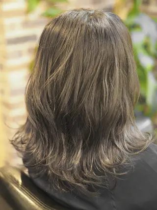 ミディアム カラー 清水 純のヘアスタイル